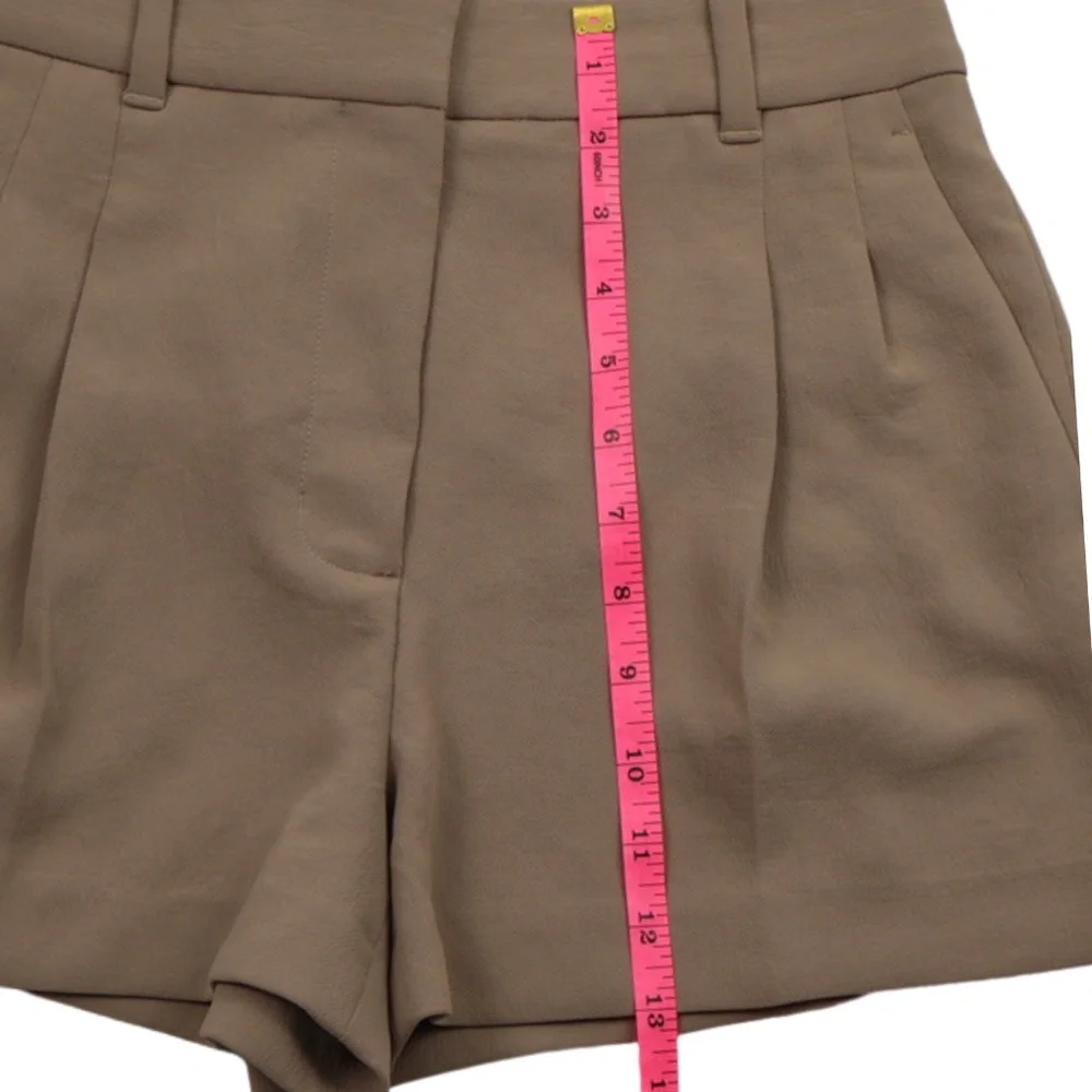 Aritzia Tailored High Rise Khaki Shorts Size 4 - Picture 9 of 13